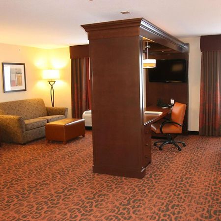 Hampton Inn And Suites Peru Extérieur photo