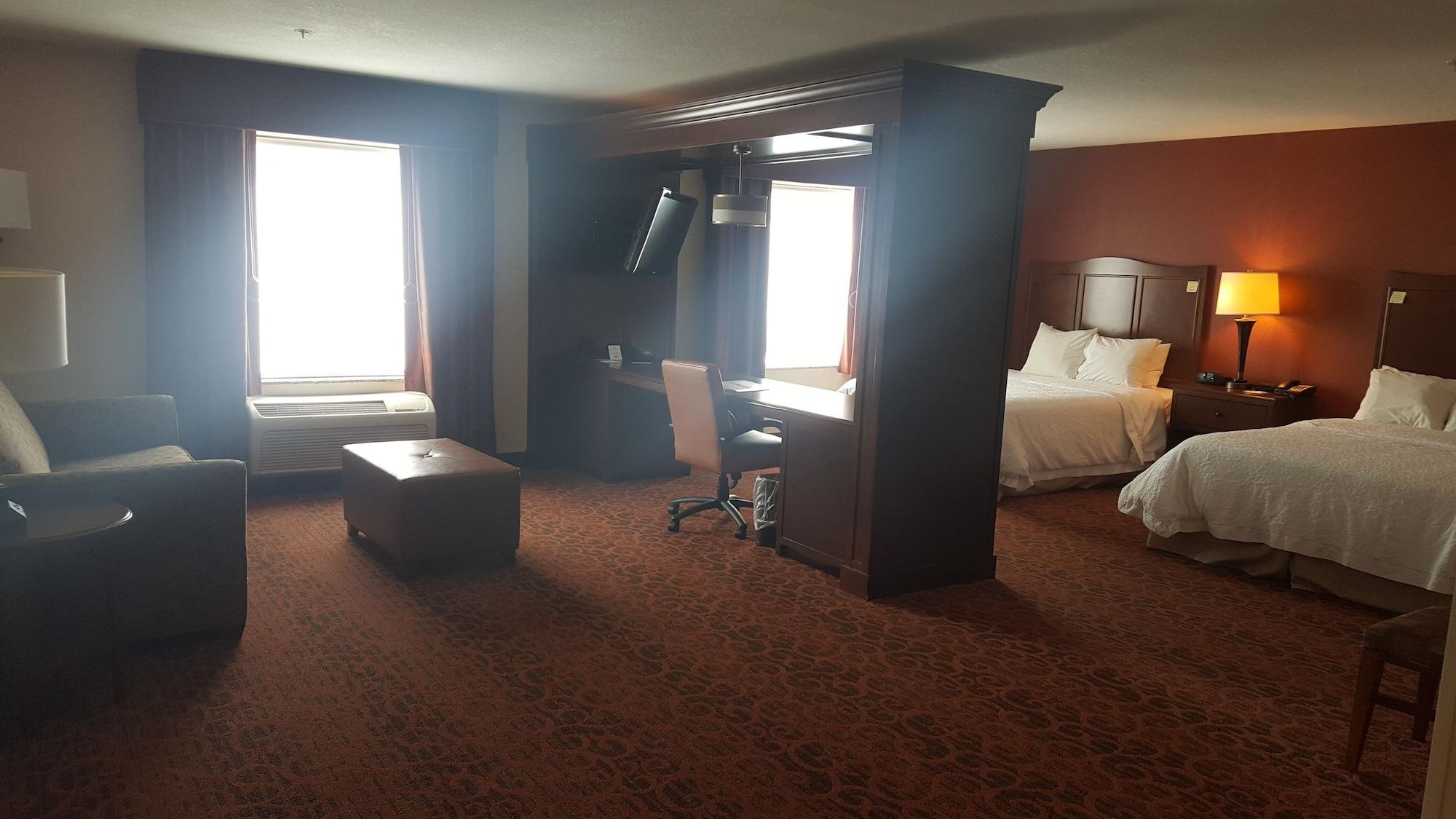 Hampton Inn And Suites Peru Extérieur photo