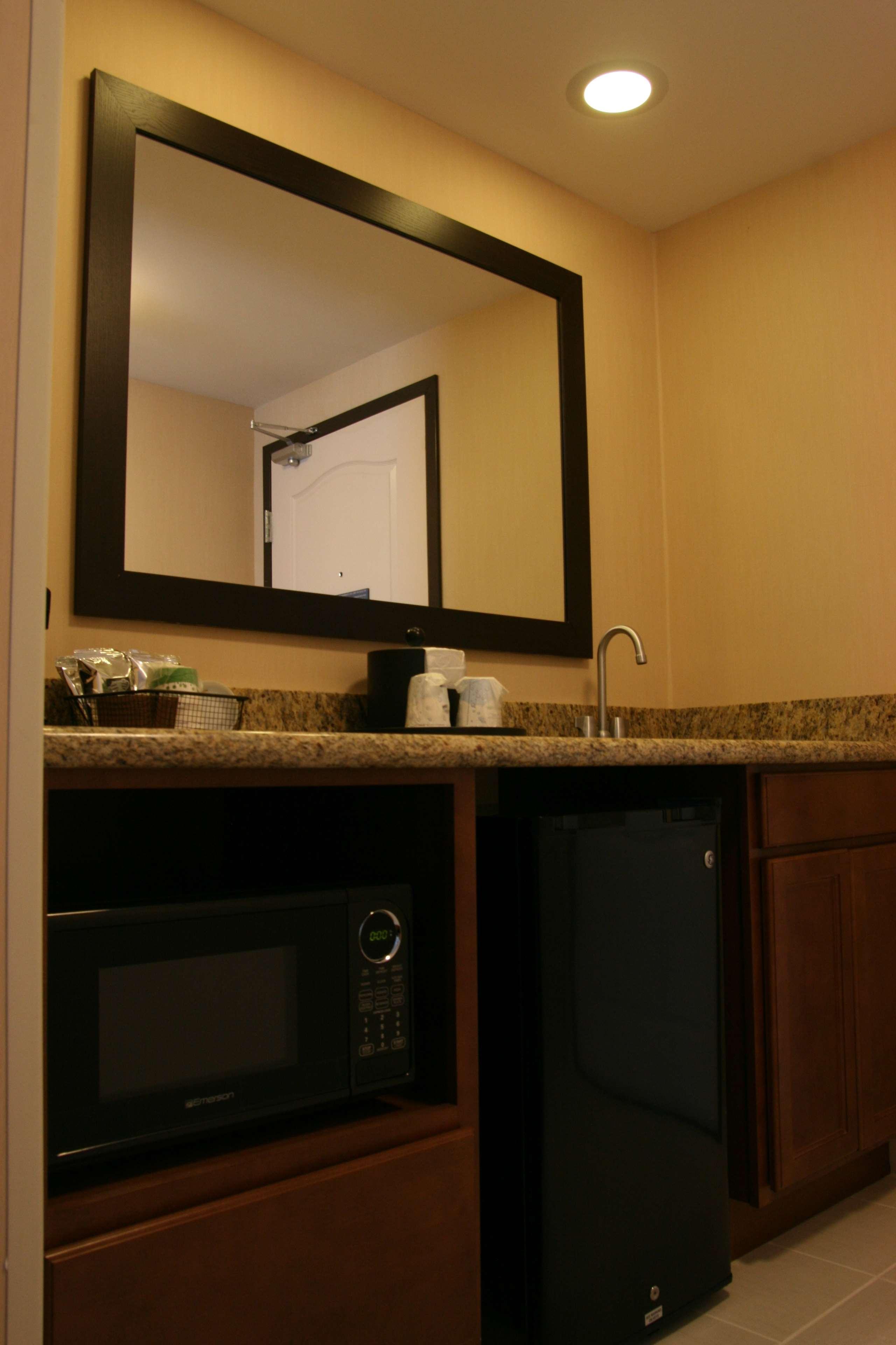 Hampton Inn And Suites Peru Extérieur photo