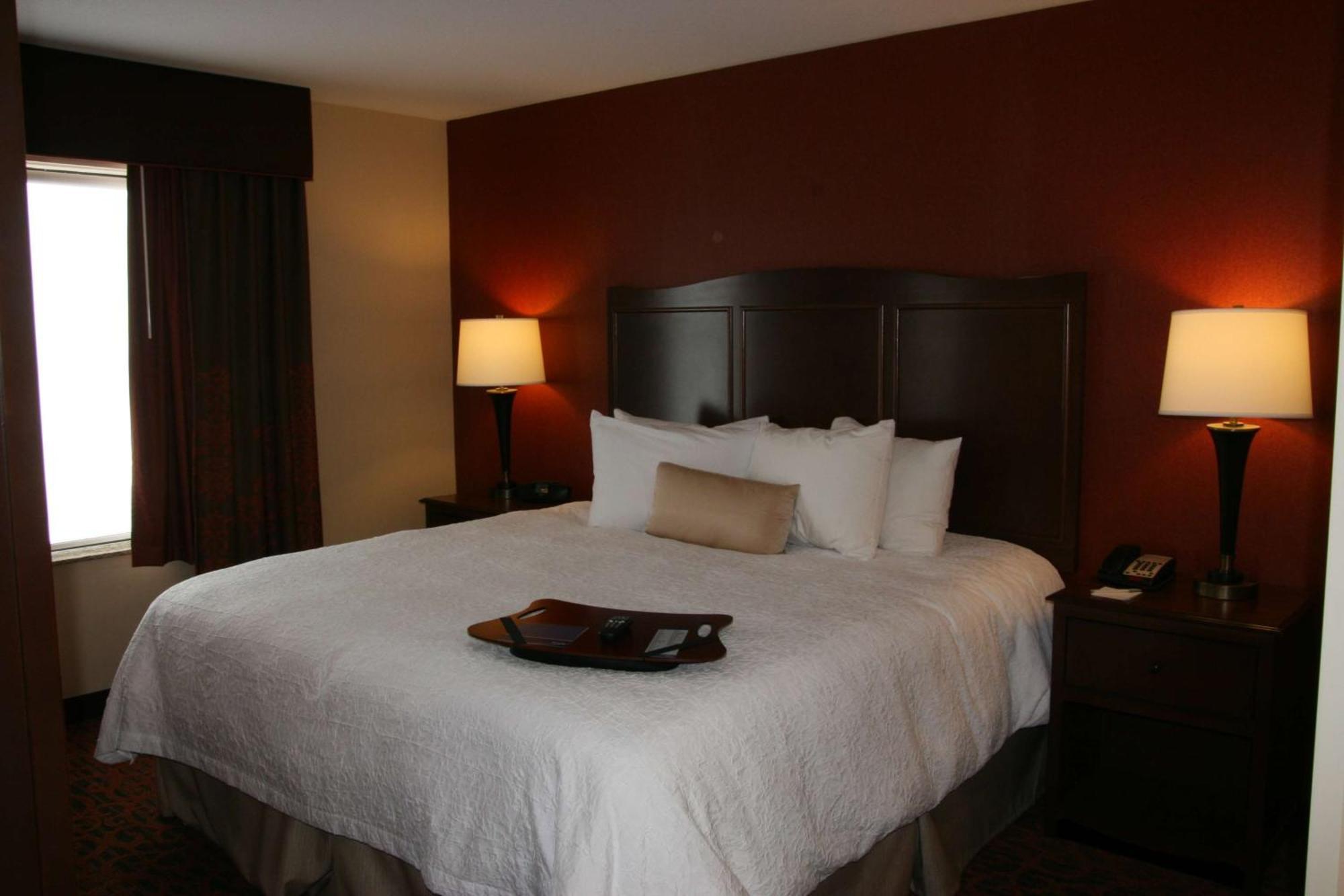 Hampton Inn And Suites Peru Extérieur photo